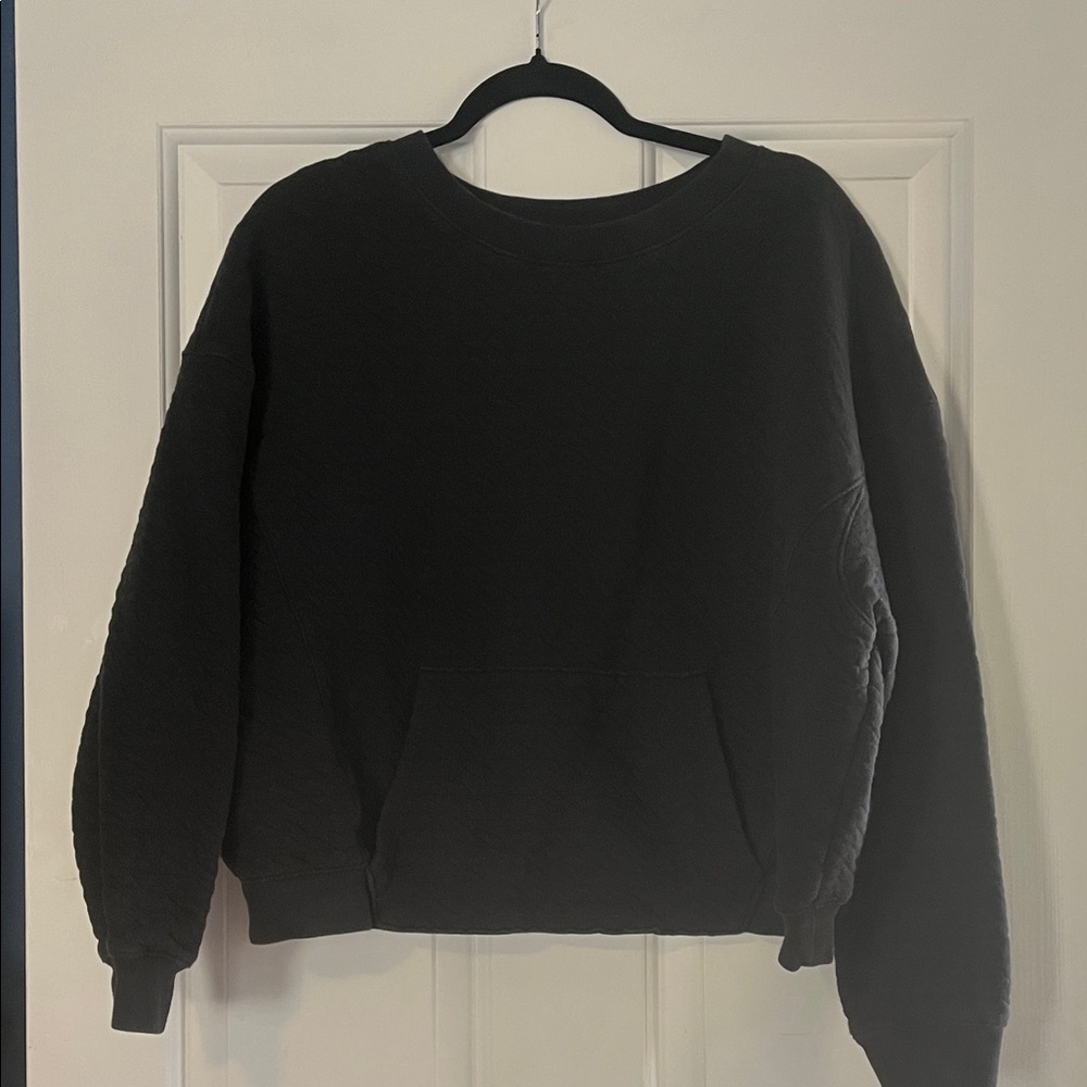 All in Motion Quilted Black Sweatshirt